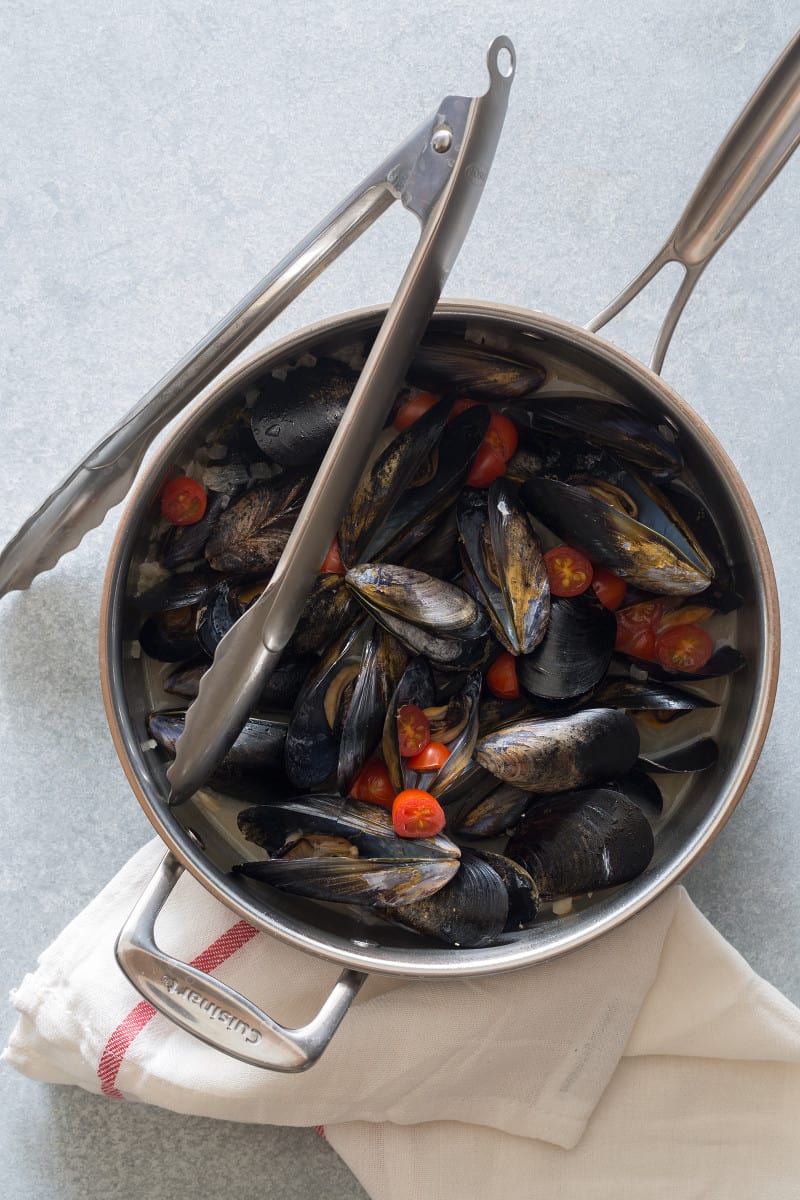 White Wine Steamed Mussels
