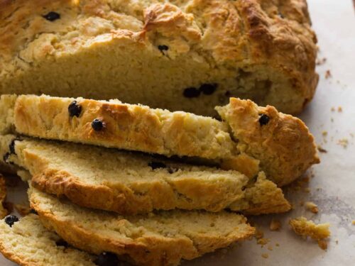 https://www.spoonforkbacon.com/wp-content/uploads/2015/03/irish_soda_bread_recipe-500x375.jpg