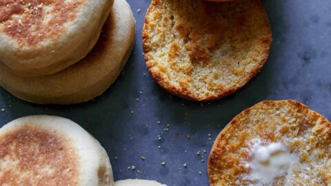 https://www.spoonforkbacon.com/wp-content/uploads/2018/11/Homemade_English_Muffins-480x270.jpg