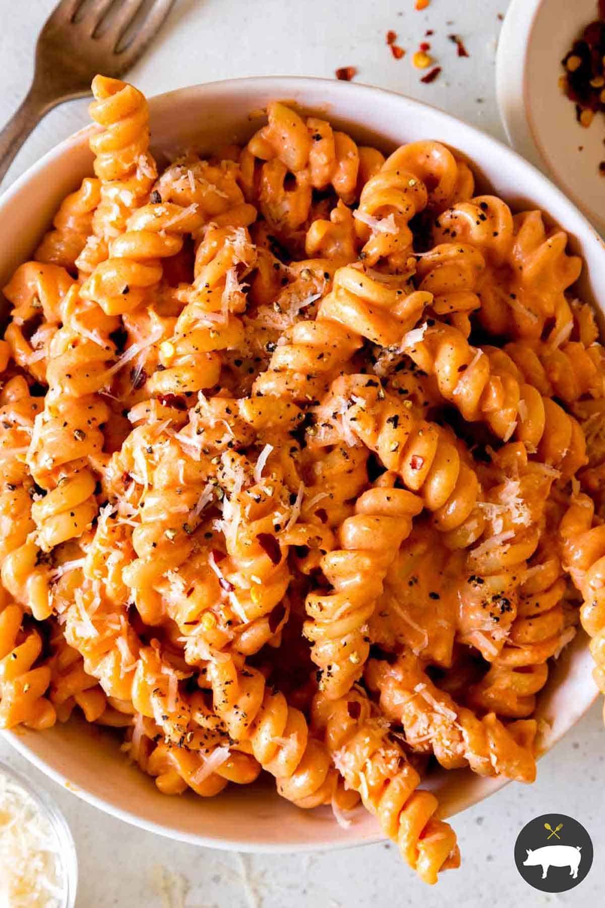 Close up on one bowl of vodka sauce with pasta.