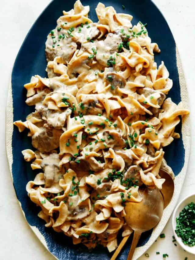 Beef Stroganoff Recipe - Spoon Fork Bacon