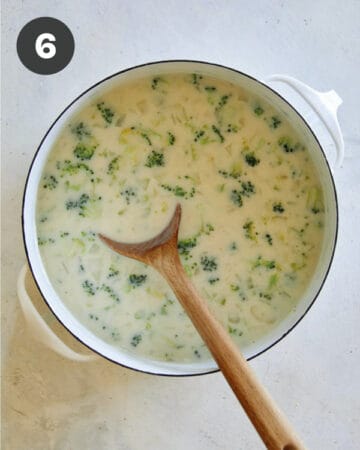 Easy Broccoli Cheddar Soup - Spoon Fork Bacon
