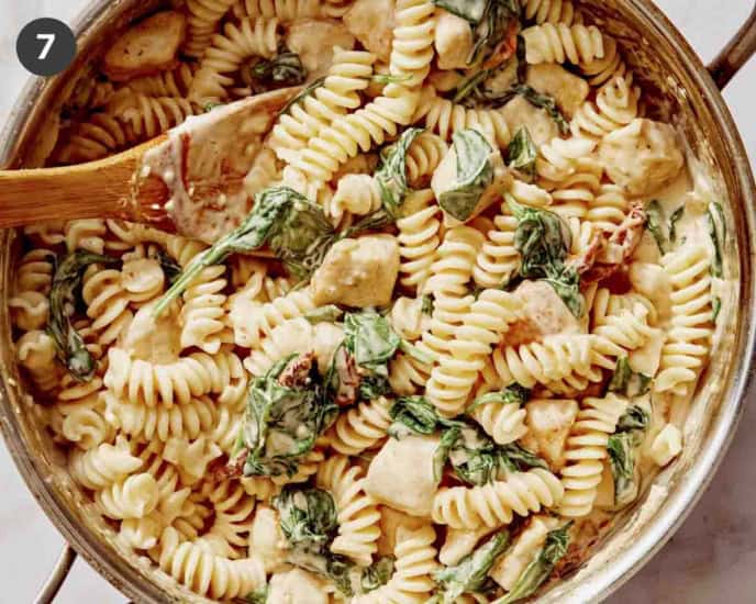 Tuscan Chicken Pasta - Spoon Fork Bacon