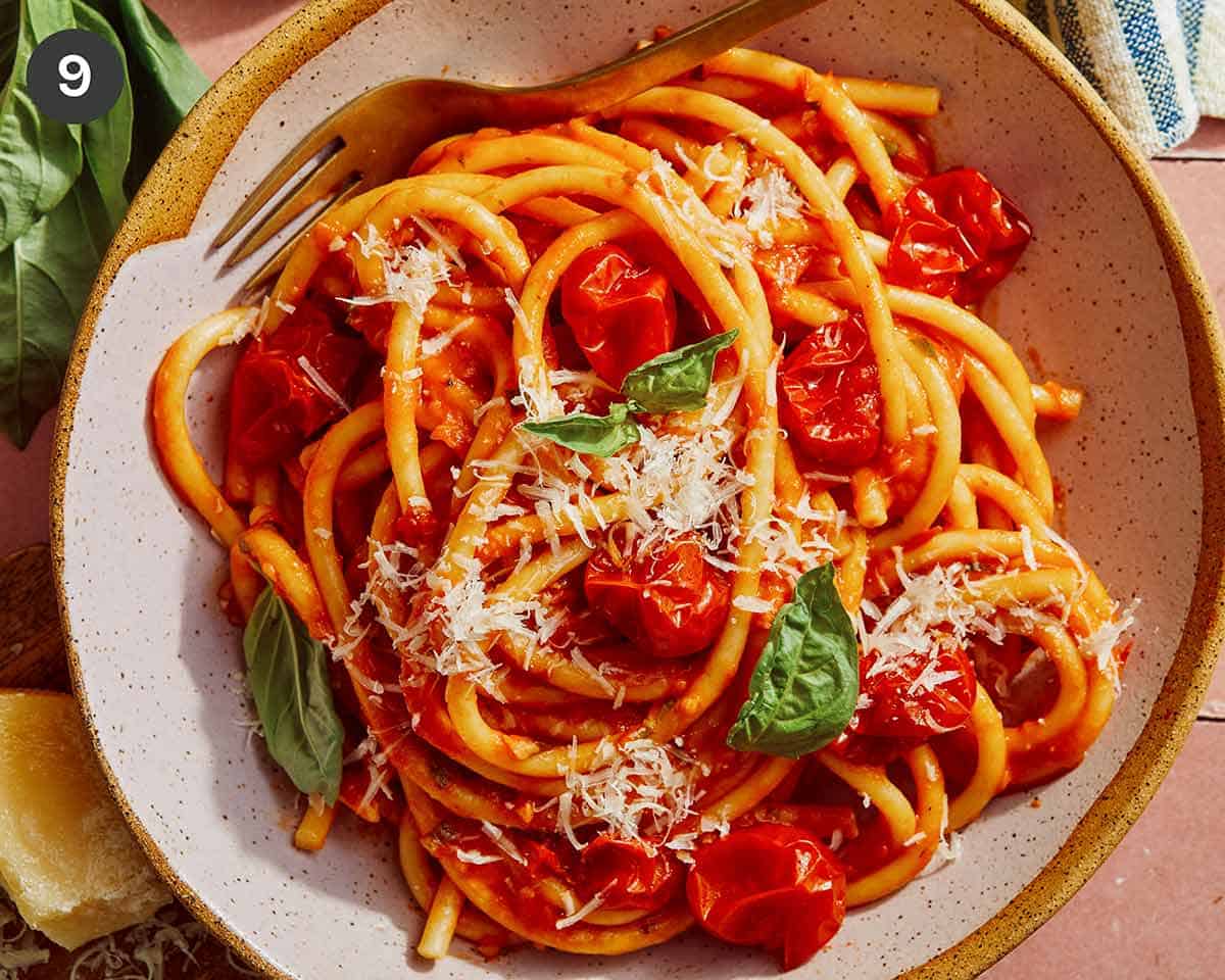 Fresh tomato sauce with pasta in a bowl.