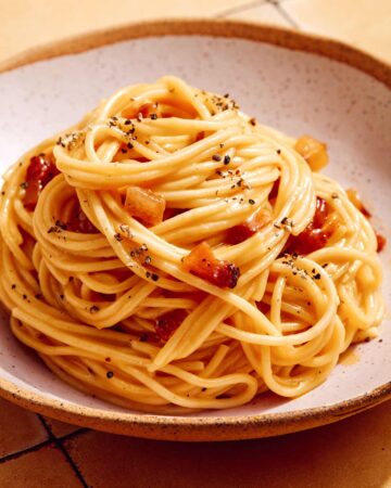 Basic carbonara recipe in a bowl.